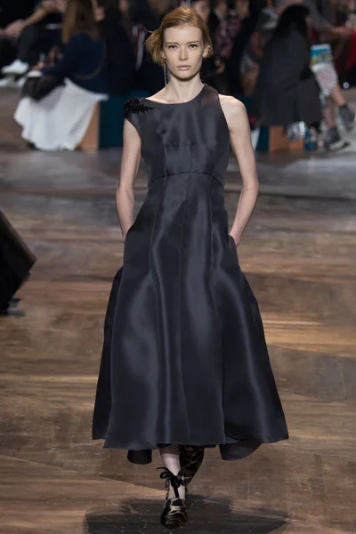 Look 38